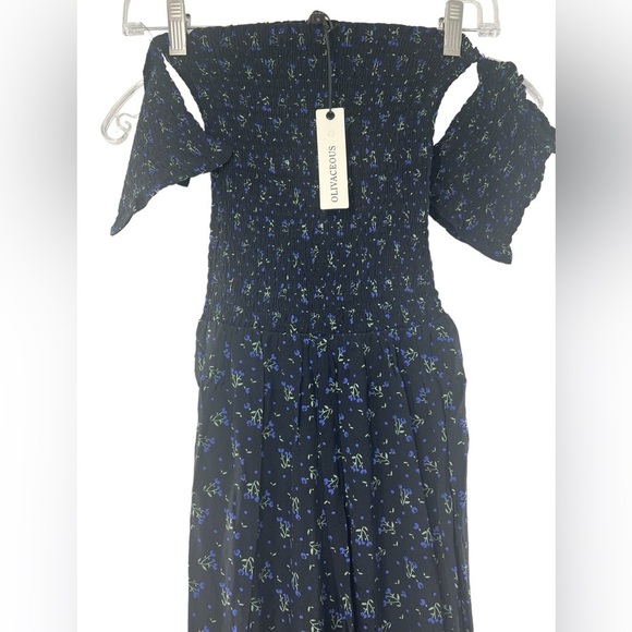 NWT Olivaceous Black Floral Ruched Jumpsuit Small - Picture 6 of 10
